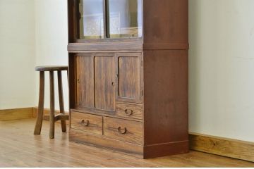 レトロ家具　☆昭和レトロ シックな重ね茶箪笥