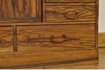 レトロ家具　☆昭和レトロ シックな重ね茶箪笥