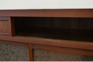 アンティーク家具　古い木の結霜ガラス水屋箪笥サイドボード?