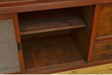 アンティーク家具　古い木の結霜ガラス水屋箪笥サイドボード?