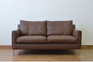中古 極美品 定価38万　アイラーセン(eilersen)本革張りソファストリームライン特注品アクタス