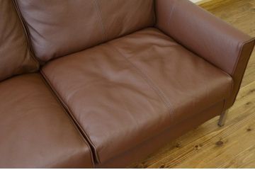 中古 極美品 定価38万　アイラーセン(eilersen)本革張りソファストリームライン特注品アクタス