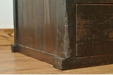 アンティーク家具　アンティーク　古い木の使い込まれた明治時代の収納棚(茶箪笥)