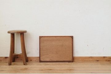 古い木の小振りな鏡2