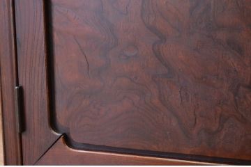 アンティーク家具　アンティーク 前面欅の作りの上質な観音開きローボード(時代箪笥・ローチェスト)