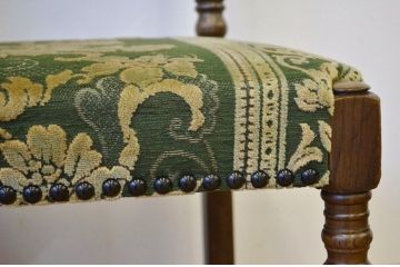 中古 重厚なデザインのオーク材ダイニングチェア2脚セット?