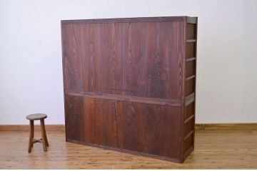 アンティーク家具　古民具・骨董 欅材の使われた上品な関西水屋箪笥(食器棚)