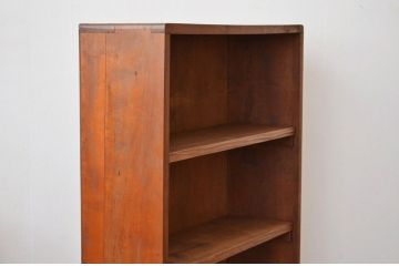 アンティーク家具　古い木のシンプルな飾り棚(本棚・DVDラック)