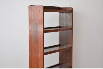 レトロ家具　★昭和レトロ　人気の薄型!無垢材の縦型本棚(飾り棚)