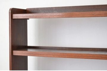 レトロ家具　★昭和レトロ　人気の薄型!無垢材の縦型本棚(飾り棚)