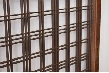 ★古民具・骨董 繊細なデザインのすかし格子帯戸2枚セット(引き戸)