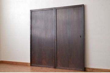 ★古い木のシンプルな板戸2枚セット(引き戸・帯戸)