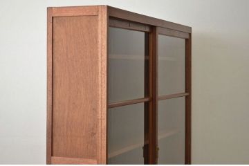 アンティーク家具　1960年代特大薄型収納棚?(陳列棚、ショーケース、ガラスケース)