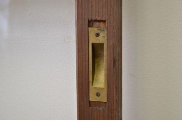 アンティーク 古い木の素敵な雰囲気のガラス戸2枚セット(引き戸・建具)