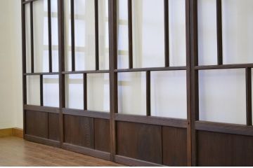 昭和レトロ 古い木のシックなガラス戸4枚セット(引き戸・建具)