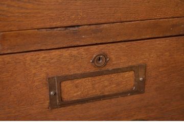 レトロ家具　昭和レトロ 重厚なナラ材大型引き出し(書類ケース・ドロワー)