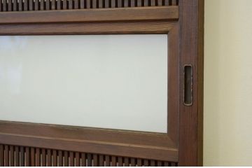 古民具・骨董 細格子の素敵な腰板欅の上質な裏障子付き格子戸4枚セット