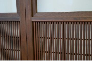 古民具・骨董 細格子の素敵な腰板欅の上質な裏障子付き格子戸4枚セット