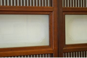 古民具・骨董 腰板欅のシックな格子戸4枚セット(引き戸)