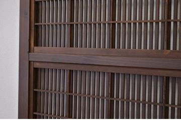 ★古民具・骨董 上質な造りのダイヤガラスと腰板欅の裏障子付き格子戸2枚セット(引き戸)