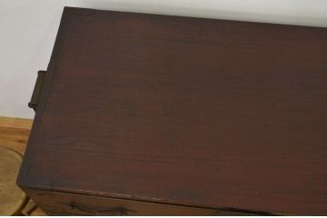 アンティーク家具　古民具・骨董　重厚な金具の希少な越後衣裳箪笥(時代箪笥、たんす)