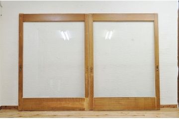 古いパン屋の大きなガラス戸2枚セット