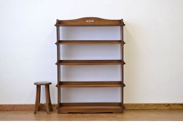 レトロ家具　★昭和レトロ　古い栓無垢材の重厚な本棚(飾り棚)