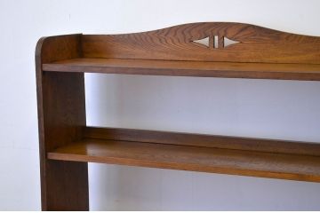 レトロ家具　★昭和レトロ　古い栓無垢材の重厚な本棚(飾り棚)