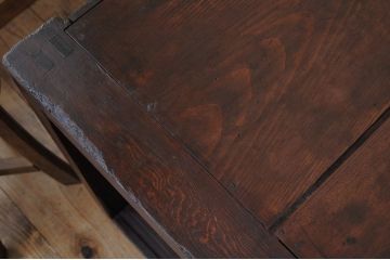 アンティーク家具　古い木のモールガラスローボード2