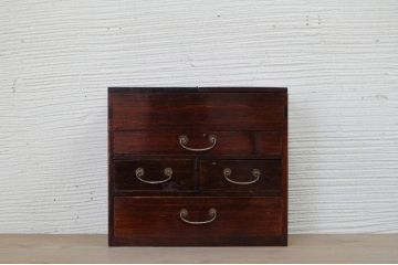アンティーク家具　総栗材!漆の綺麗な時代引き出し箱(化粧箱)