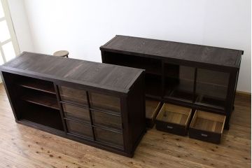 アンティーク家具　素敵な雰囲気!古い雑貨屋の大きなアンティーク二段重ね収納棚(ガラスケース)