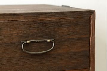 アンティーク家具　☆アンティーク　シンプルなチェスト(箪笥)