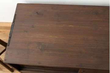 アンティーク家具　シンプルなアンティークローボード(箪笥・タンス)