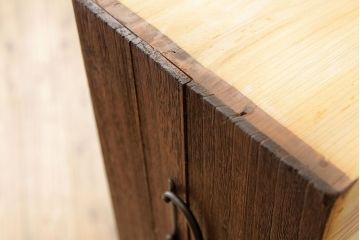 アンティーク家具　古い木の2杯引き出し時代箪笥アンティークローボード?