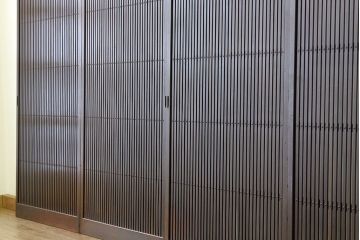 古民具・骨董　古い木の格子戸4枚セット(引き戸・建具)
