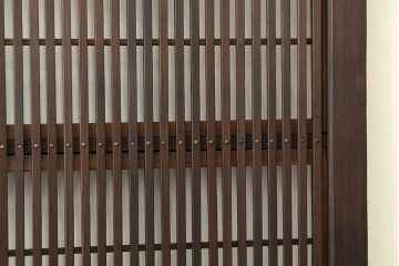 ★古民具・骨董　銀モールガラス入り裏障子付き格子戸2枚セット?(引き戸・建具)