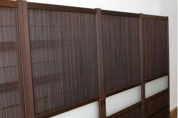 古民具・骨董　極細万本格子のダイヤガラス入り格子4枚セット(裏障子付き)引き戸・板戸)