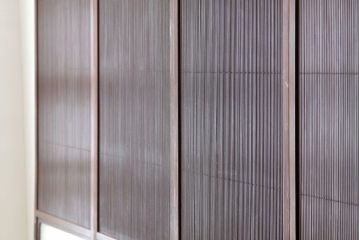 古民具・骨董　極細万本格子のダイヤガラス入り格子4枚セット(裏障子付き)引き戸・板戸)