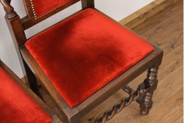 アンティーク家具　★海外輸入品　重厚なオークの高級ダイニングチェア2脚セット?