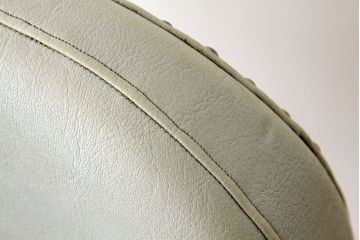 ヴィンテージ家具　イギリスビンテージ　バーバーチェア?椅子(床屋)