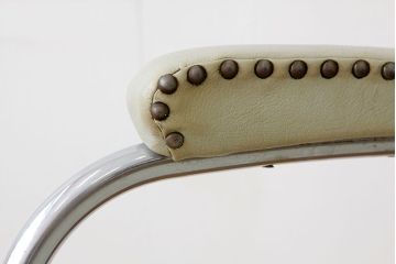 ヴィンテージ家具　イギリスビンテージ　バーバーチェア?椅子(床屋)