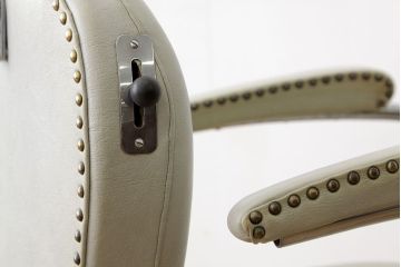 ヴィンテージ家具　イギリスビンテージ　バーバーチェア?椅子(床屋)