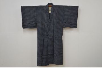 ○古い木綿着物　4点(絣古布材料)