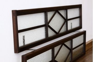 素敵なデザイン　菱型の大正ロマンダイヤガラス・結霜ガラス明り取り2枚セット(ランマ・欄間)