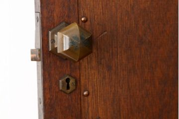 ★昭和レトロ　古い木の希少な六角ノブ付きドア?(扉)