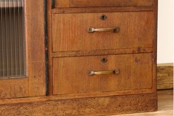 レトロ家具　昭和レトロ　古い栓材のモールガラスデザイン本箱アンティーク