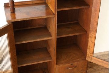 レトロ家具　昭和レトロ　古い栓材のモールガラスデザイン本箱アンティーク
