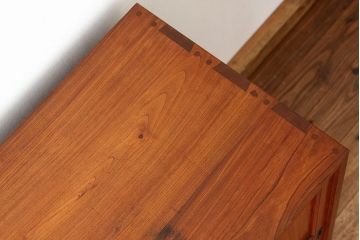 アンティーク家具　古民具・骨董　総欅無垢　特別注文造りの帳場箪笥(引き出し金庫)