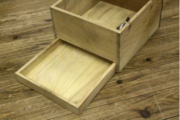 アンティーク家具　古民具・骨董　総欅無垢　特別注文造りの帳場箪笥(引き出し金庫)