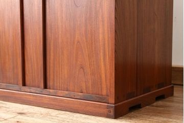 アンティーク家具　古民具・骨董　総欅無垢　特別注文造りの帳場箪笥(引き出し金庫)